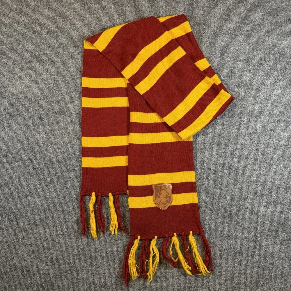 Spirit Halloween Harry Potter Gryffindor Scarf Costume